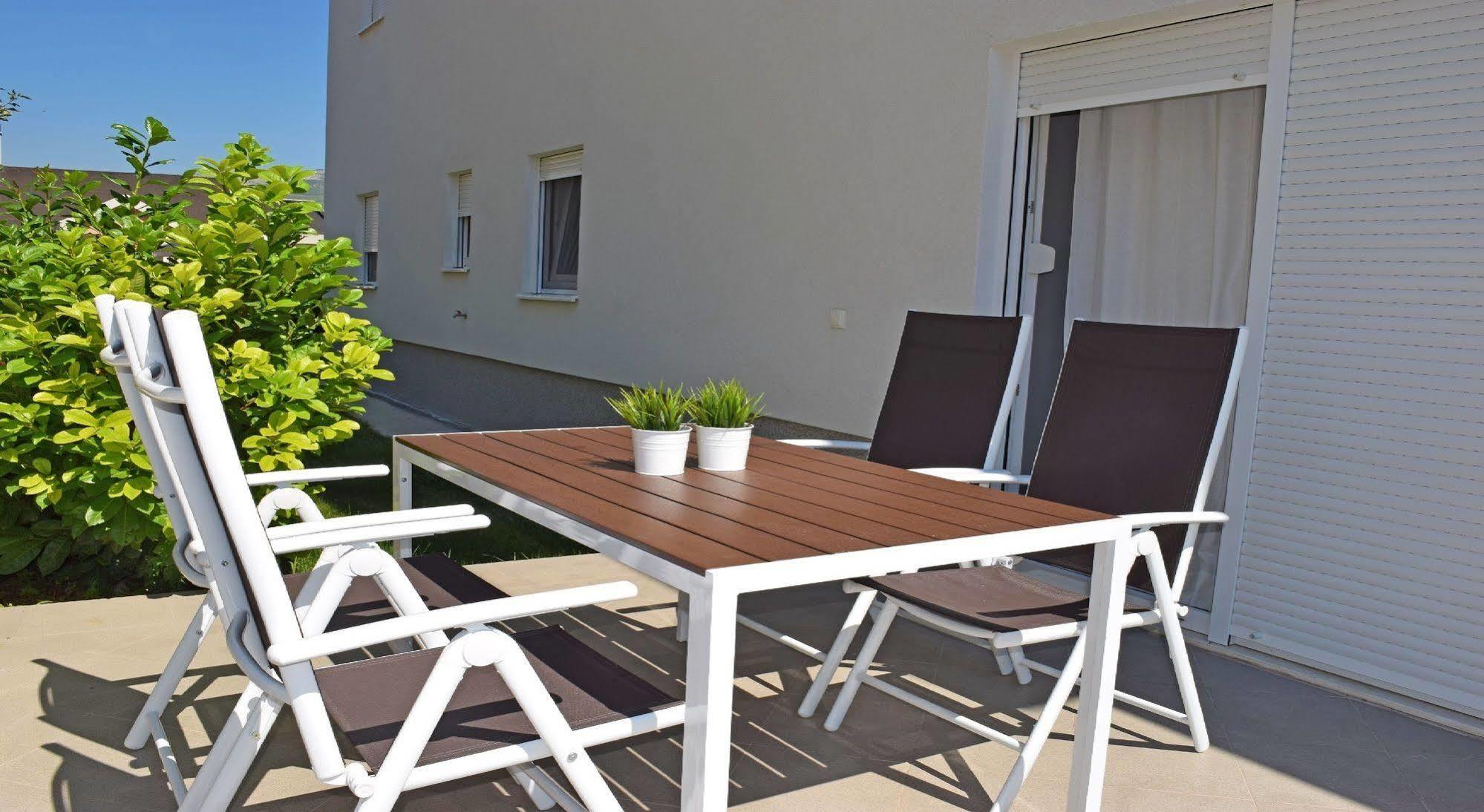 Apartments Roses Stobreč Εξωτερικό φωτογραφία